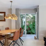 El Patio De Marinas - De Luxe
