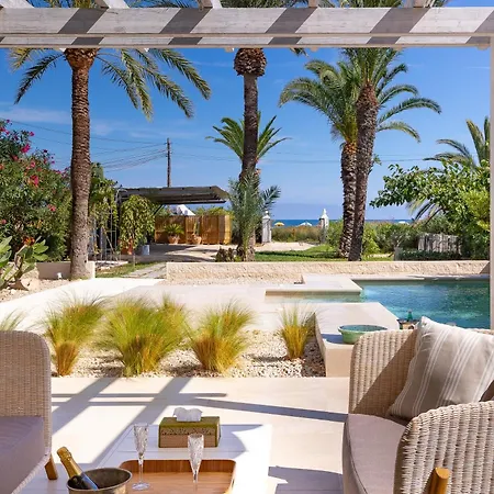 El Patio De Marinas - De Luxe