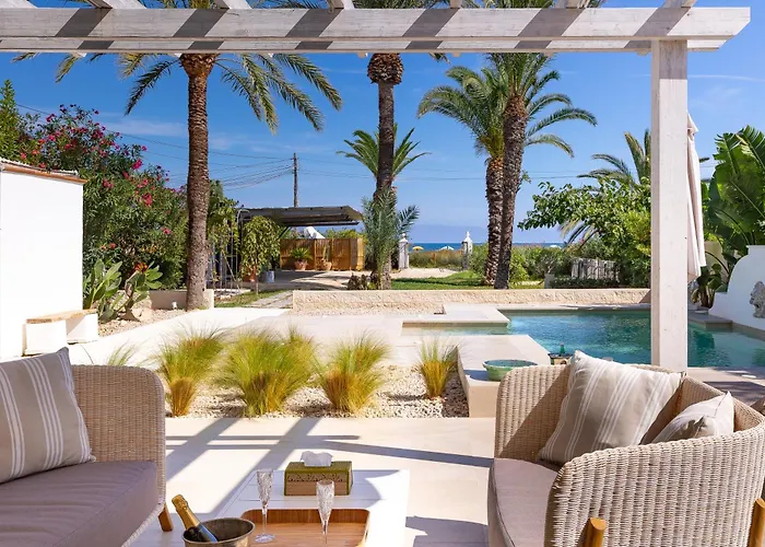 El Patio De Marinas - De Luxe