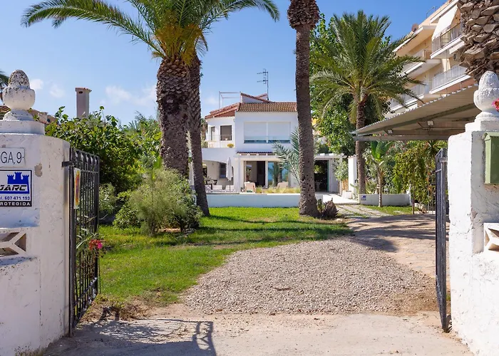 Villa El Patio De Marinas - De Luxe *